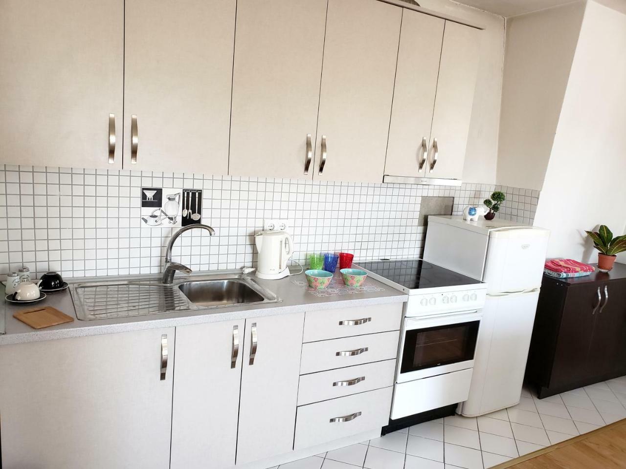 Welcoming In Prishtina Appartement Pristina Buitenkant foto